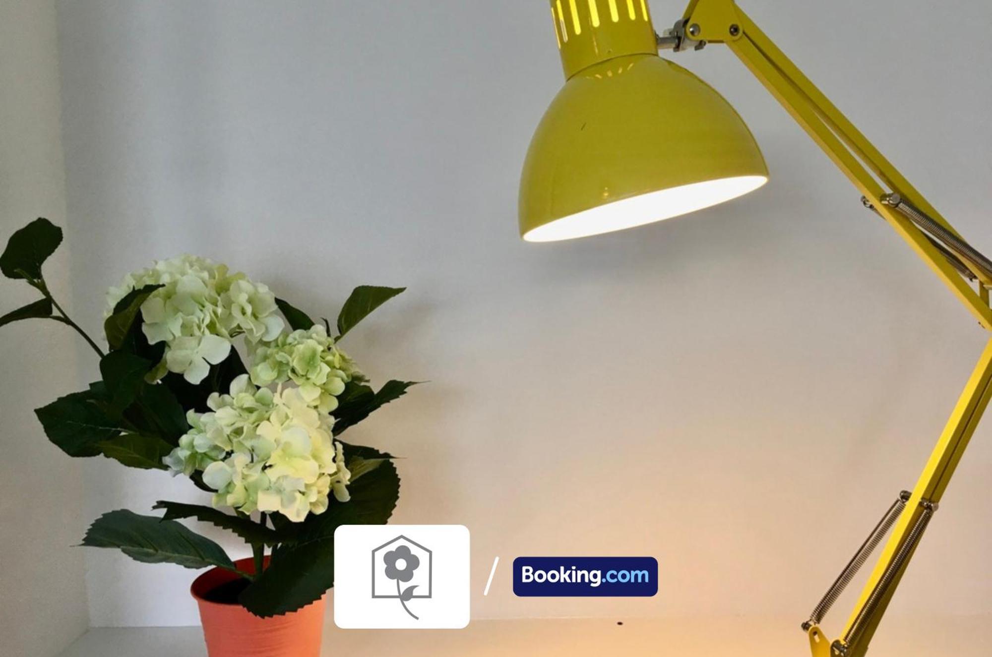 האמבל Netley Village Apartment By Your Stay Solutions Short Lets & Serviced Accommodation Netley Southampton With Free Wi-Fi מראה חיצוני תמונה